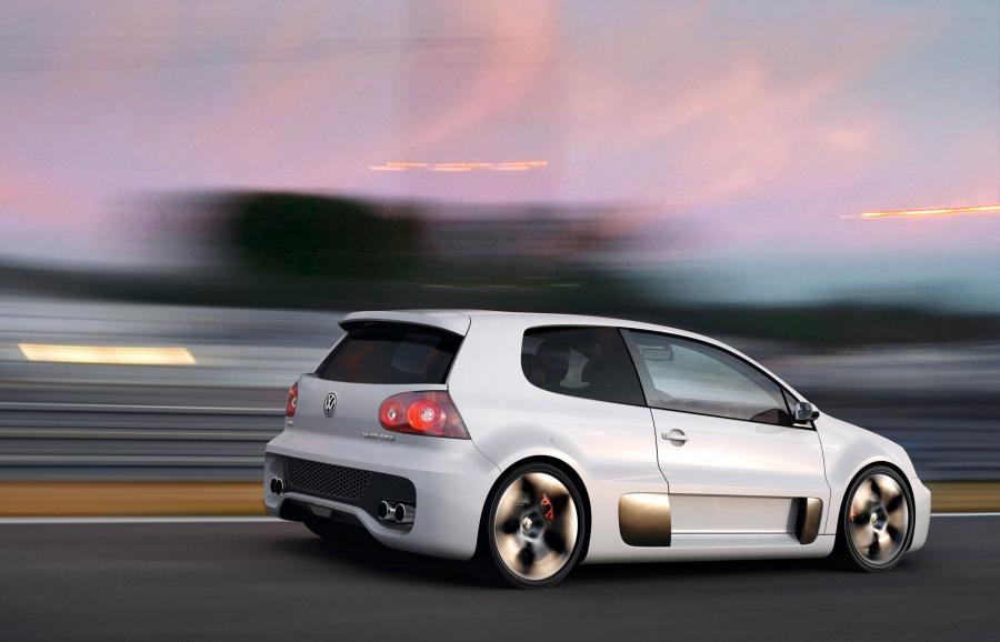  Volkswagen Golf GTi W12 650 Concept 2007 года  (фото 3 из 36)